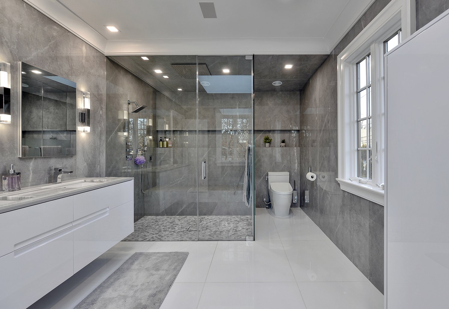Bathware & Bathroom Tiles
